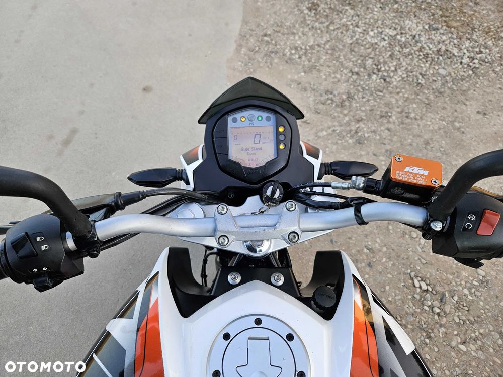 KTM Duke - 21