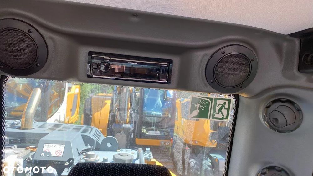 Liebherr A 913 Compact - 20