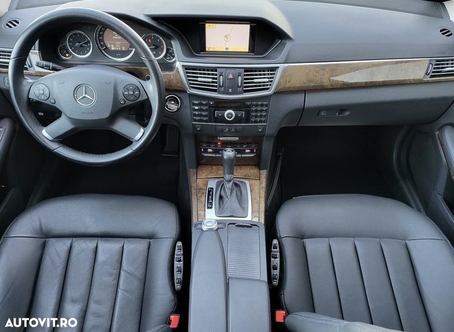 Mercedes-Benz E 220 CDI DPF BlueEFFICIENCY Automatik - 7