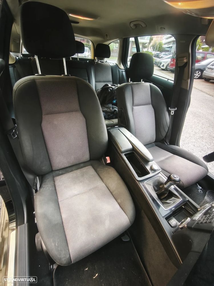 Mercedes-Benz C 220 - 22