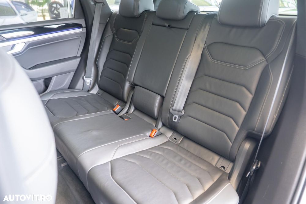 Volkswagen Touareg 3.0 V6 TDI 4Motion DPF Automatik R-Line - 28