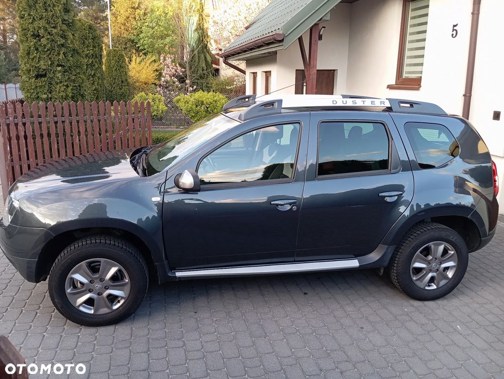 Dacia Duster 1.6 SCe Laureate S&S - 12