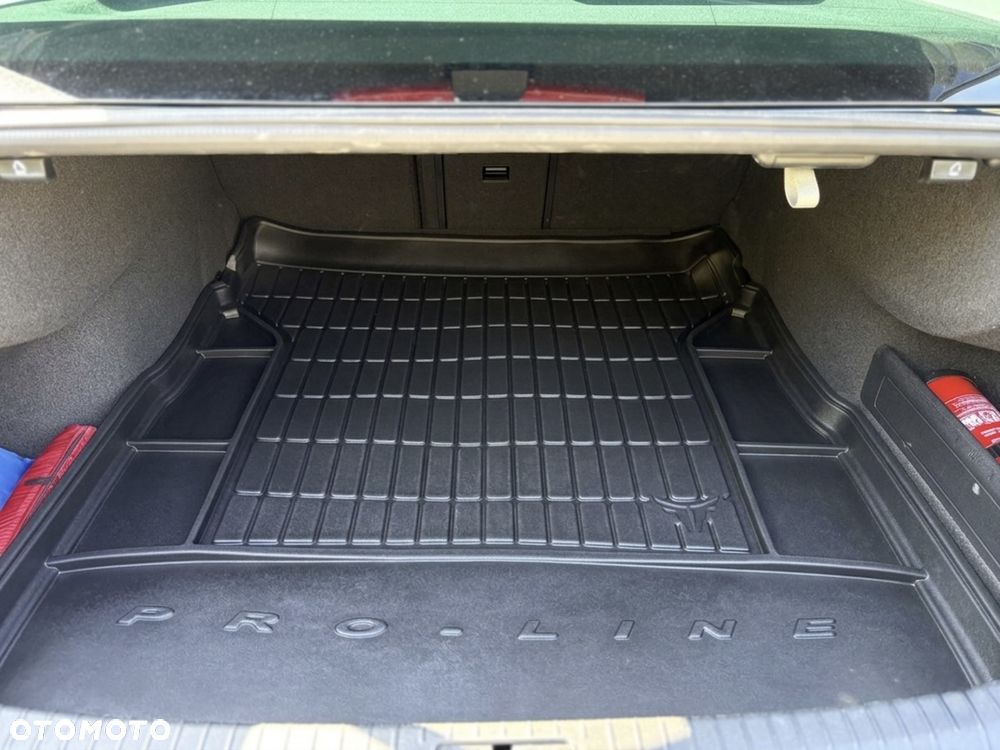 Volkswagen Passat 1.5 TSI EVO Business DSG - 34