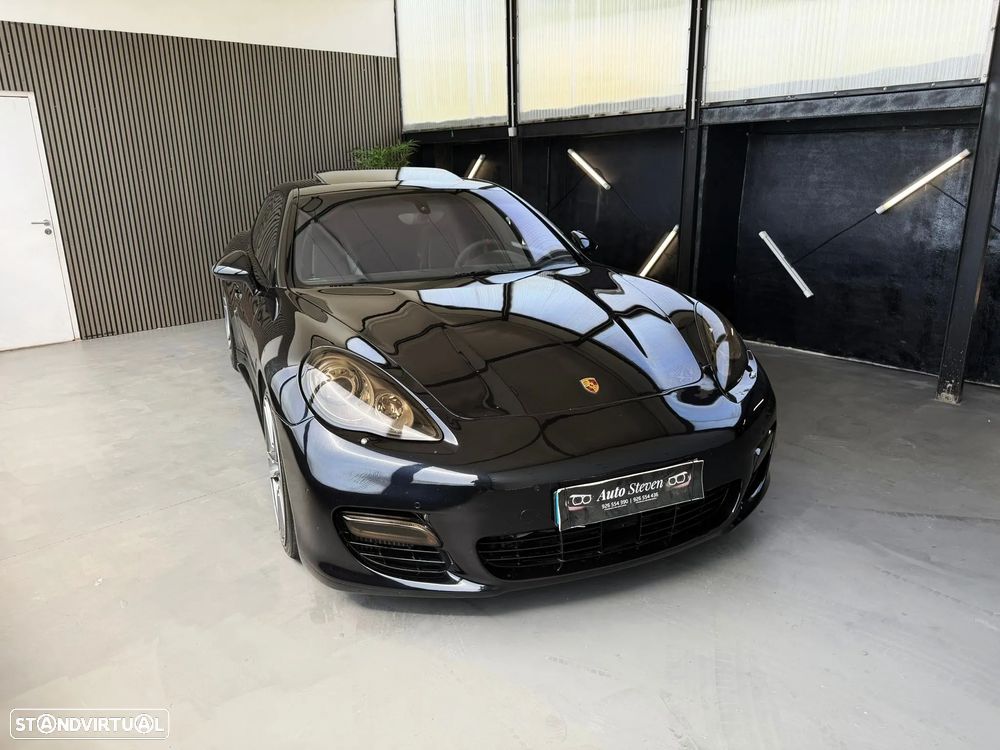 Porsche Panamera Turbo PDK - 9