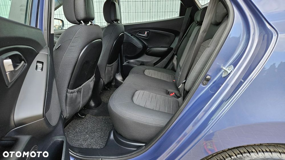 Hyundai ix35 1.7 CRDi 2WD blue Style - 29
