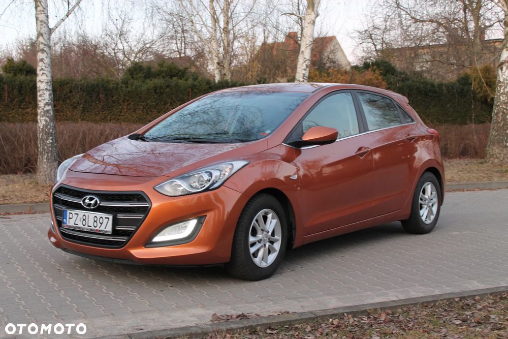 Hyundai i30 1.6 CRDi Premium - 8
