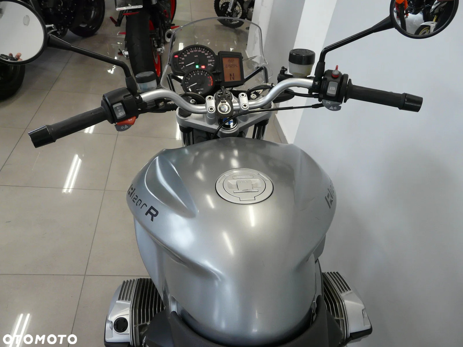 BMW R - 26