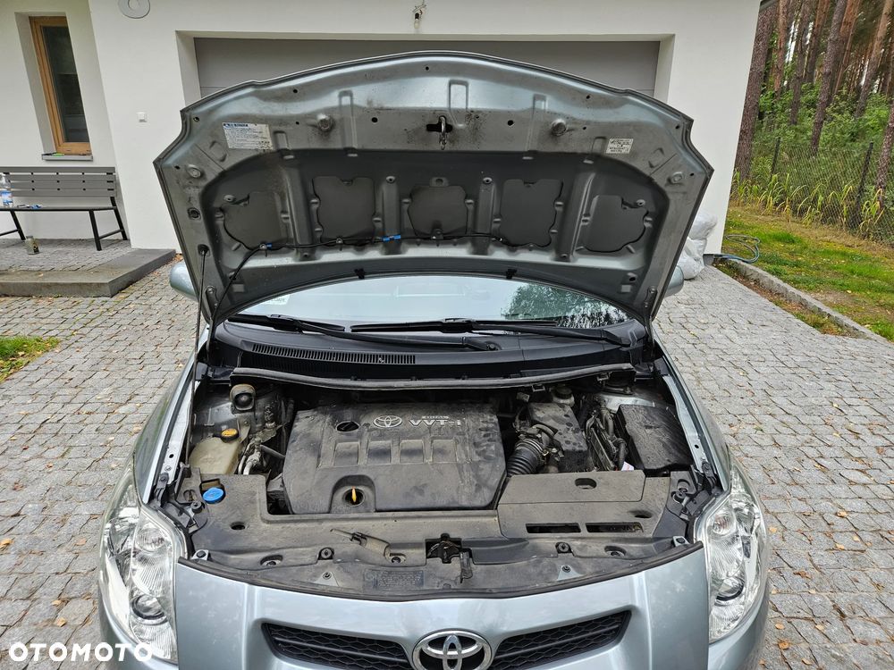Toyota Auris 1.6 VVT-i Sol - 23