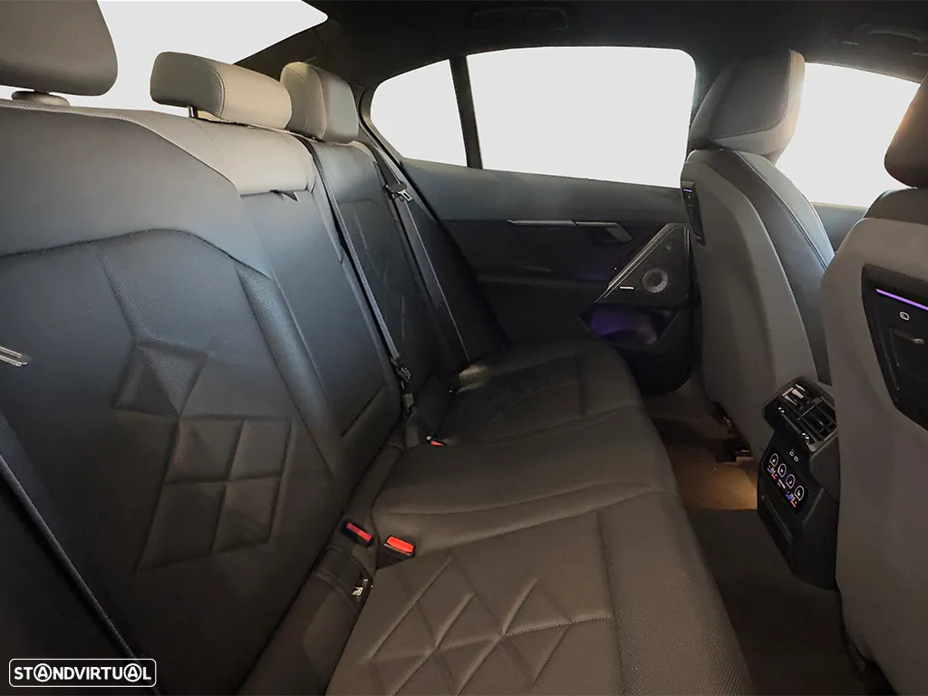 BMW i5 M60 xDrive Pack Desportivo M Pro - 9