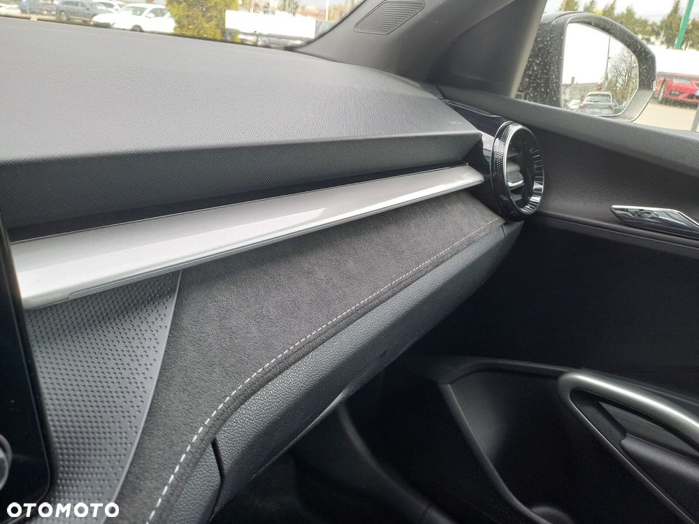 Skoda Fabia 1.0 TSI Monte Carlo DSG - 12