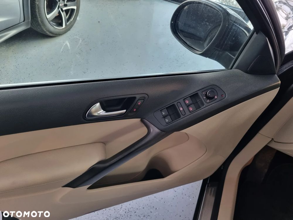 Volkswagen Tiguan - 14