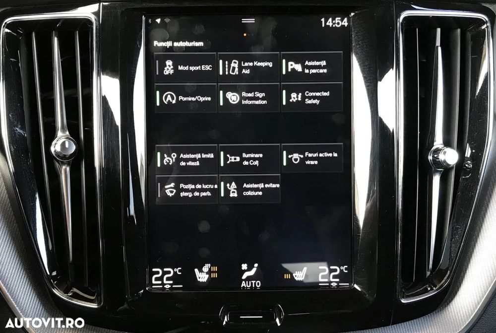 Volvo XC 60 D4 R-Design - 30