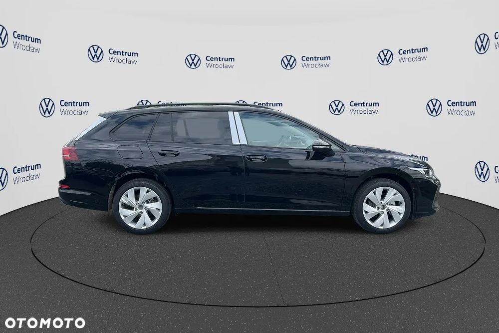 Volkswagen Golf VIII 1.5 eTSI EVO Life DSG - 5