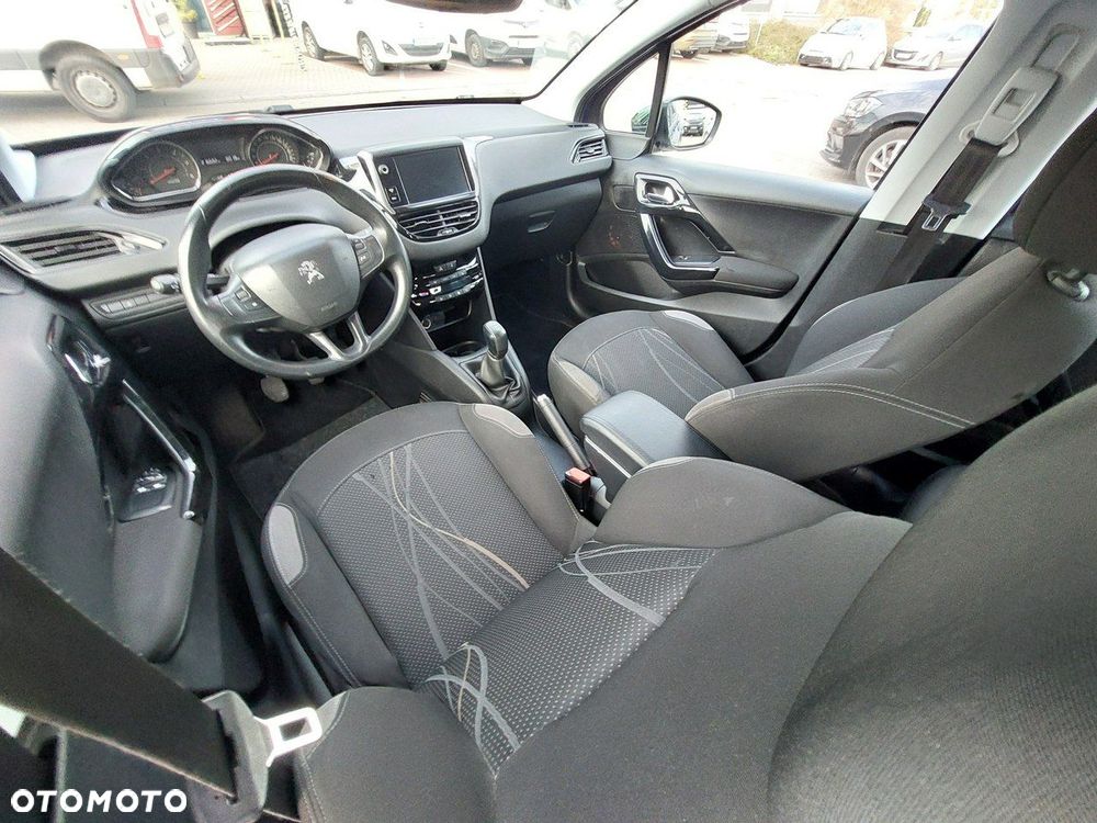 Peugeot 208 1.4 HDi Access - 17