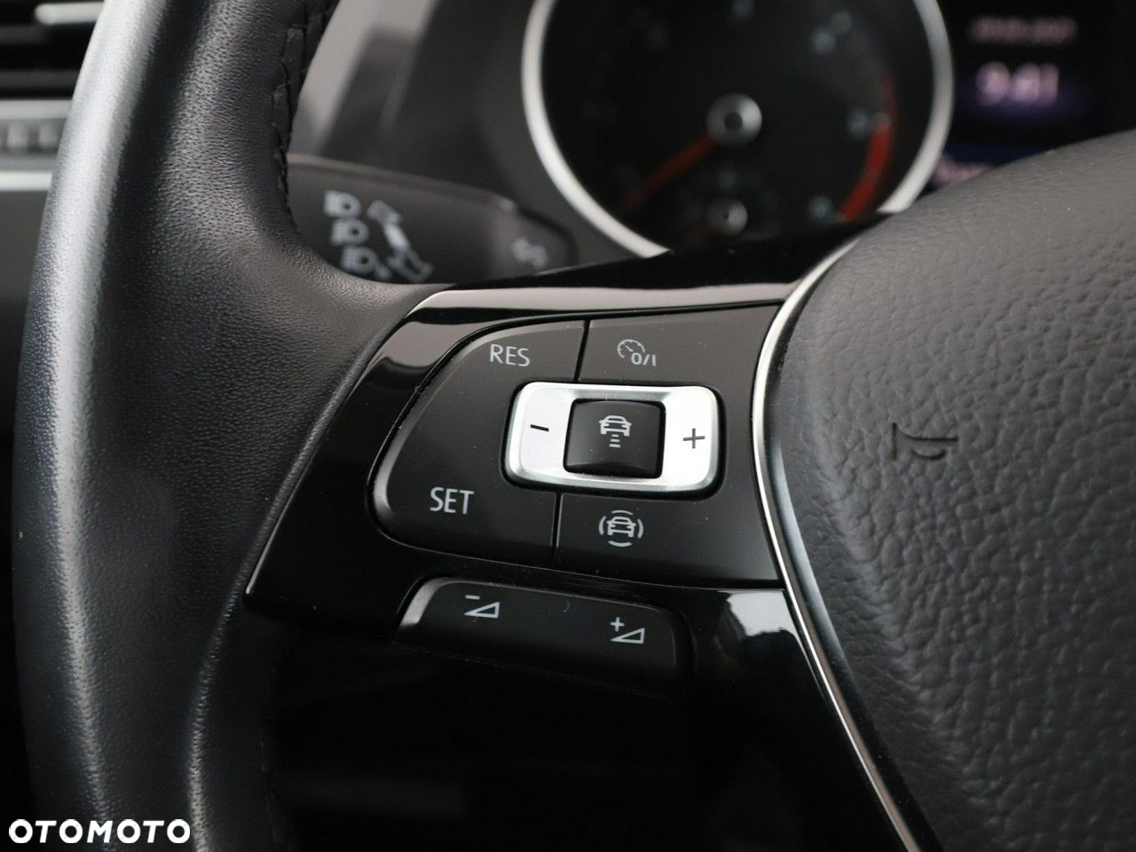 Volkswagen Tiguan 2.0 TDI SCR Join - 32