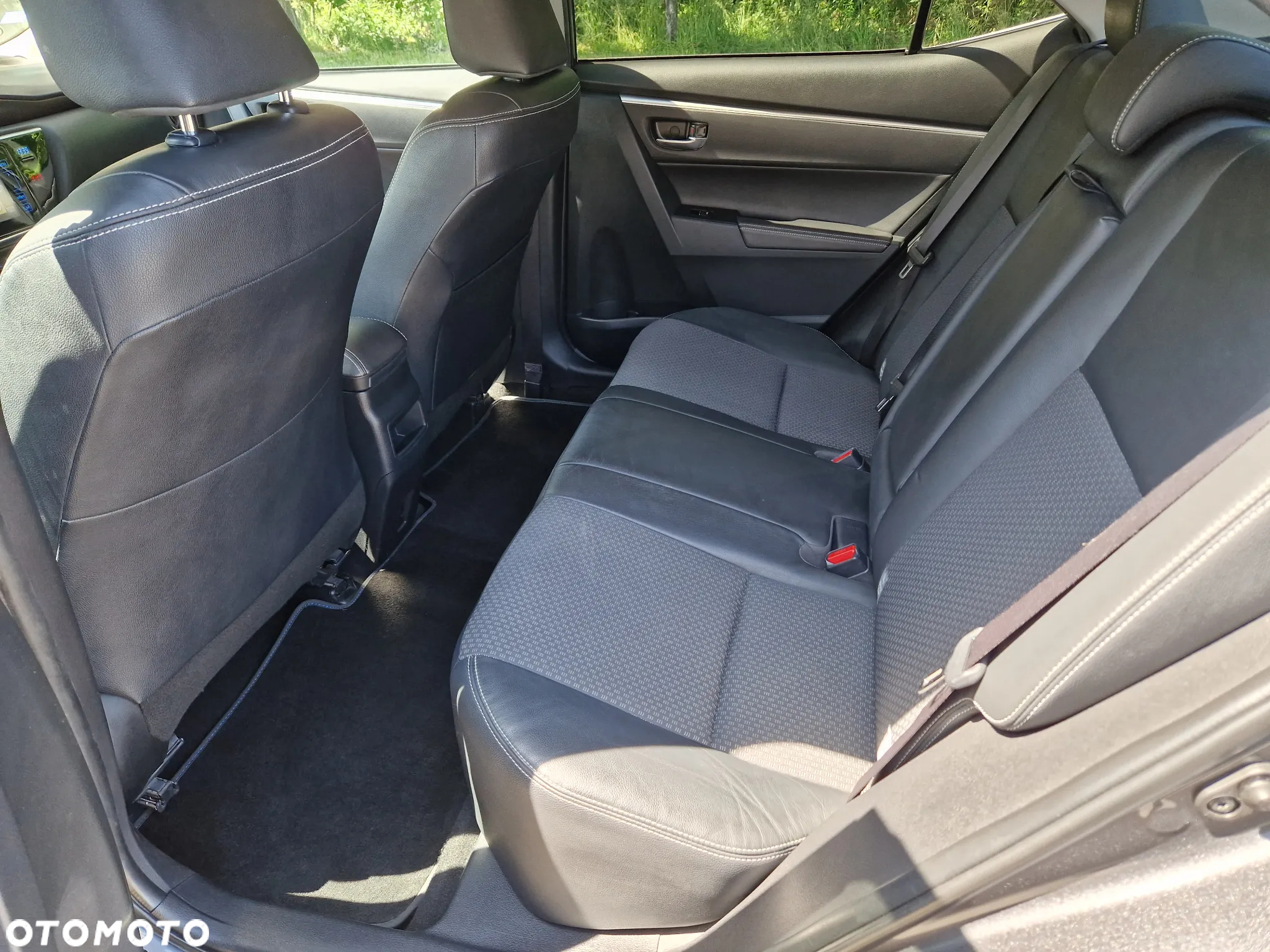 Toyota Corolla 1.6 Prestige - 14