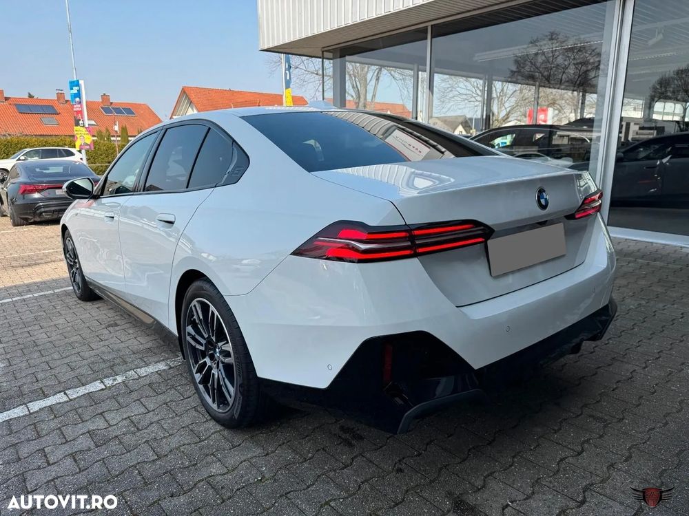 BMW Seria 5 520d Aut. - 8