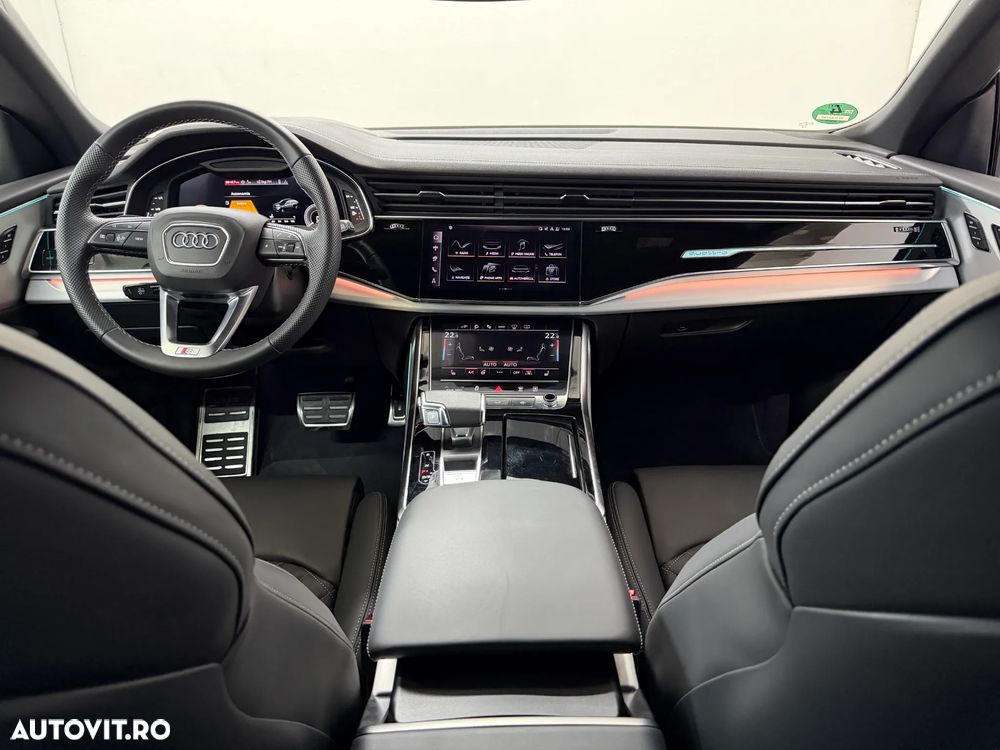 Audi Q8 SUV TFSI e quattro 290 kW tiptronic S line business - 23