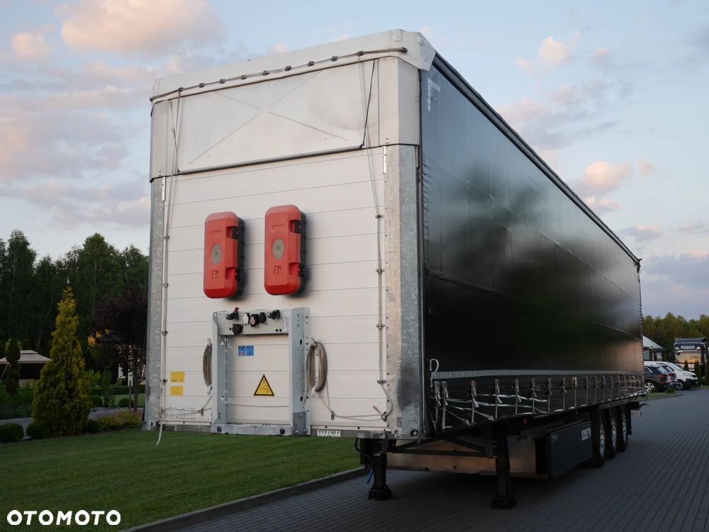 Schmitz Cargobull VARIOS Standard/Mega Dach podnoszony/ Paleciara - 1