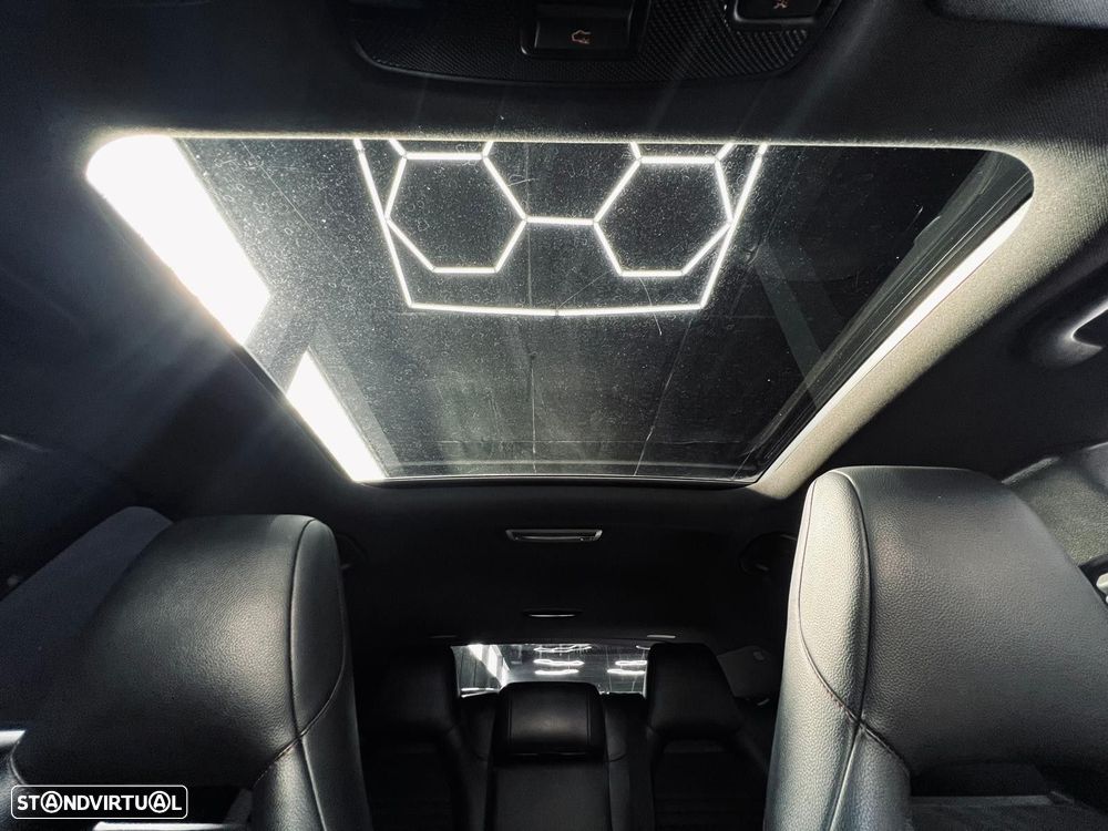 Mercedes-Benz A 180 d AMG Line - 30