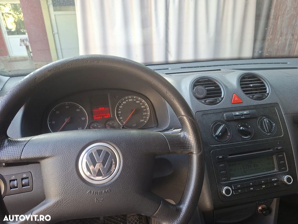 Volkswagen Caddy - 7