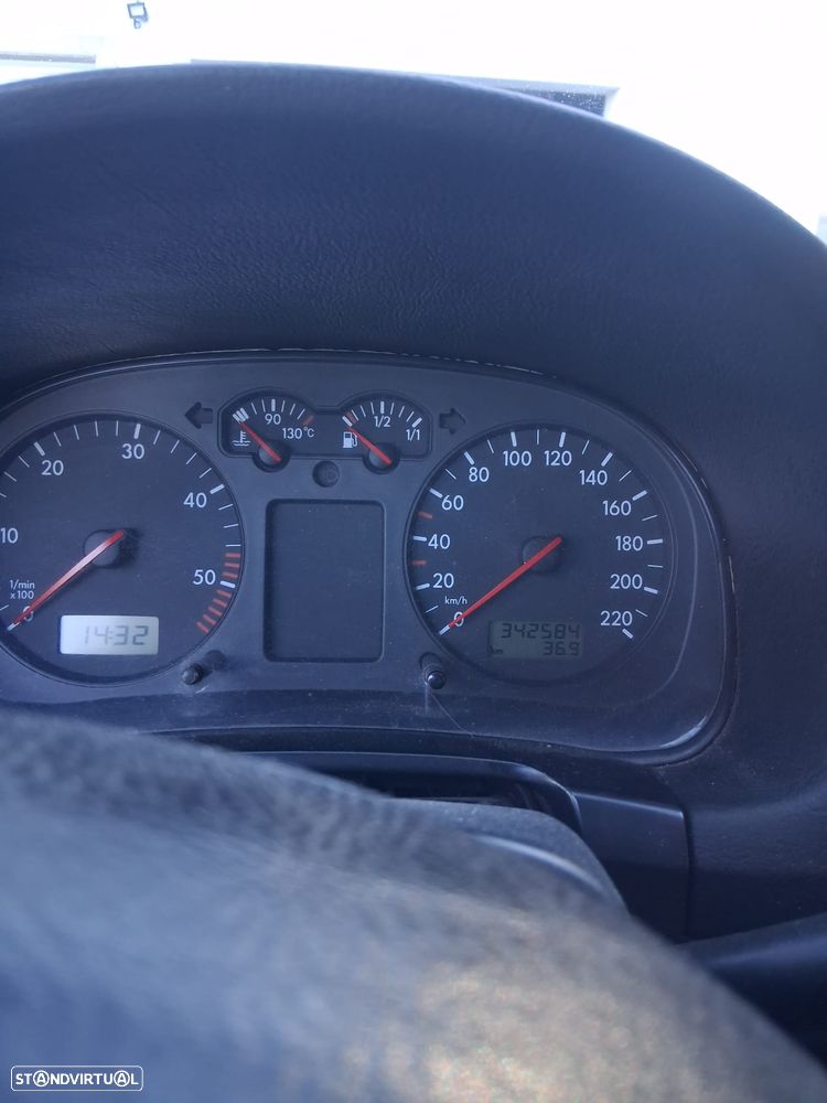 VW Golf — photo 5