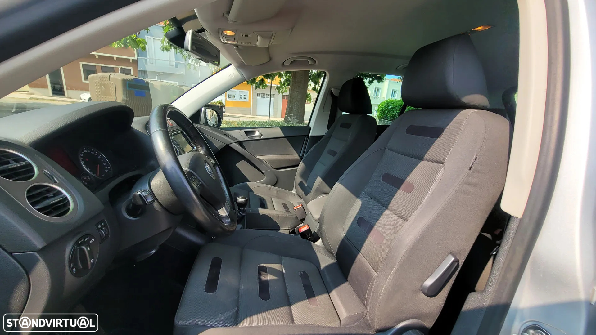 VW Tiguan 1.4 TSI Sport 4Motion - 16