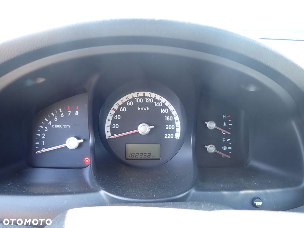 CZĘŚCI - Kia Sportage II 2,0 DOHC 16V G4GC 141KM 5B 2007 lakier 9P INDEX - 8397 - 11