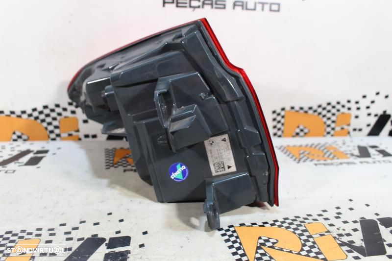 Farolim Direito Bmw 3 (F30, F80)  7369118 / 7 369 118 / Direito Do Cha - 7