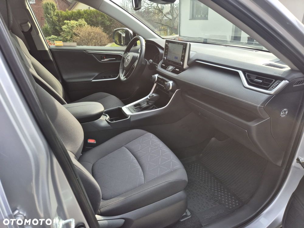 Toyota RAV4 - 21