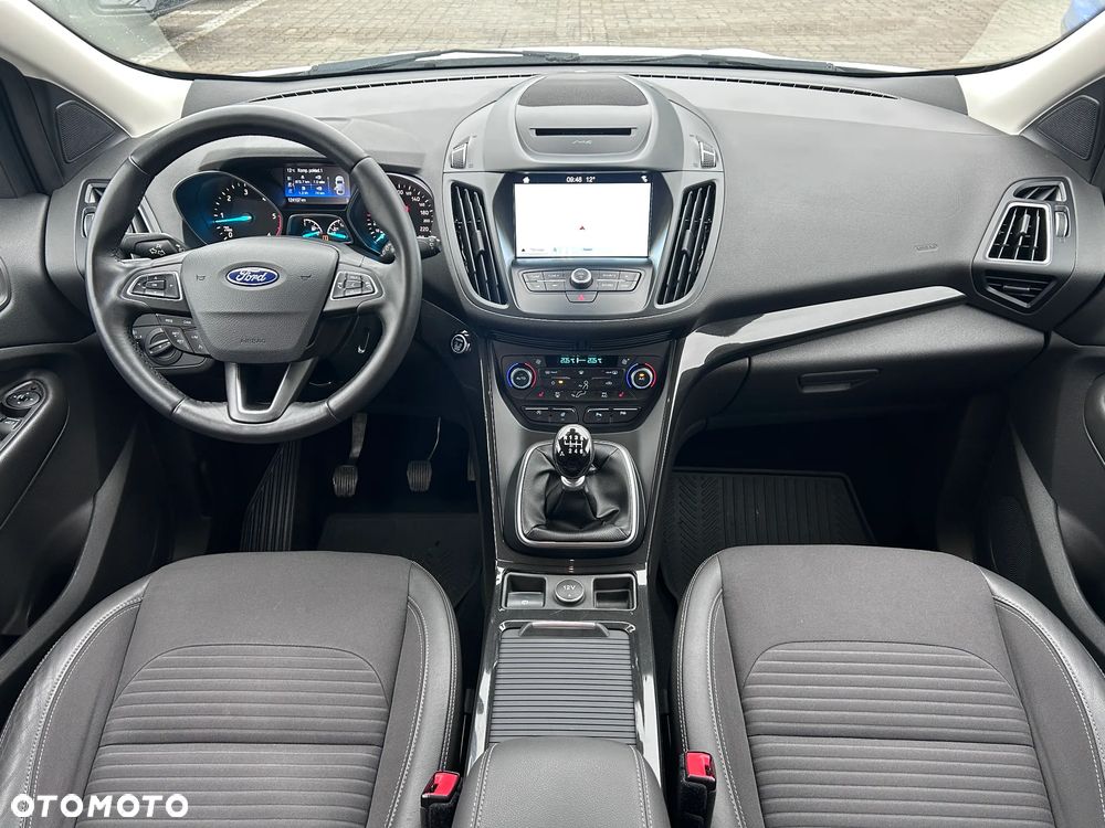 Ford Kuga 2.0 TDCi FWD Titanium - 22