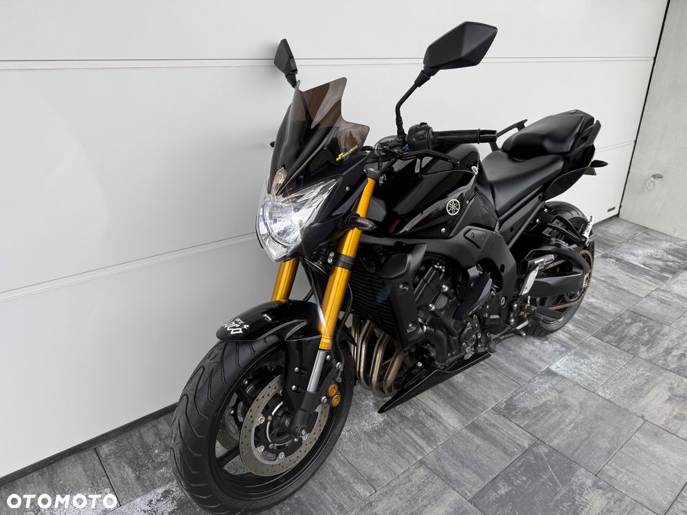 Yamaha FZ8 - 7
