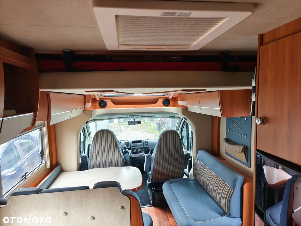 Hymer-Eriba T 554 CL - 40