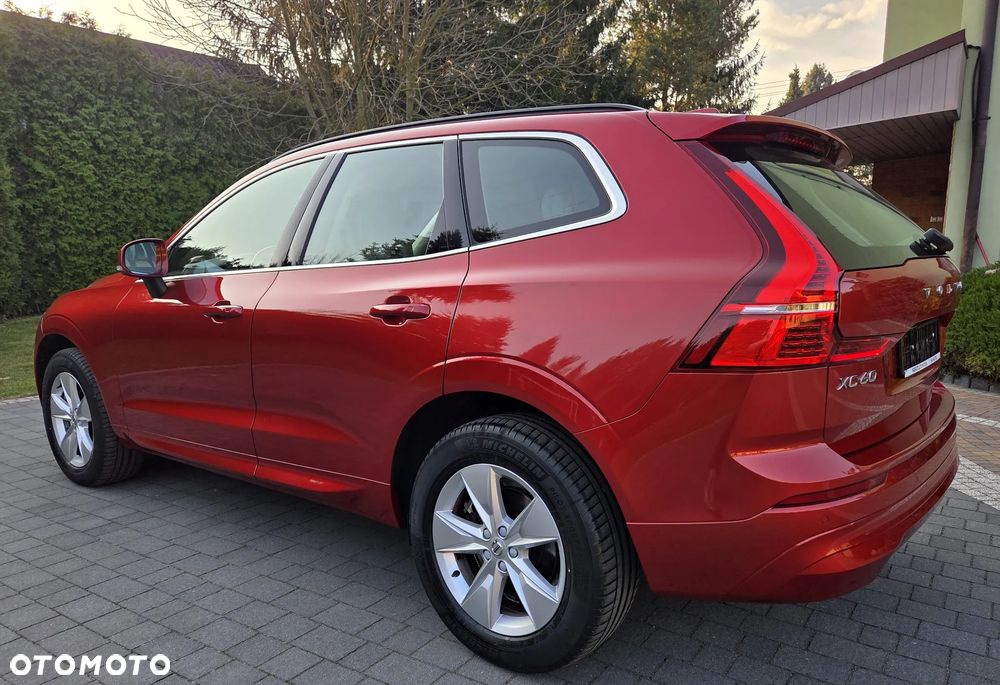 Volvo XC 60 B4 B Geartronic Momentum Pro - 9