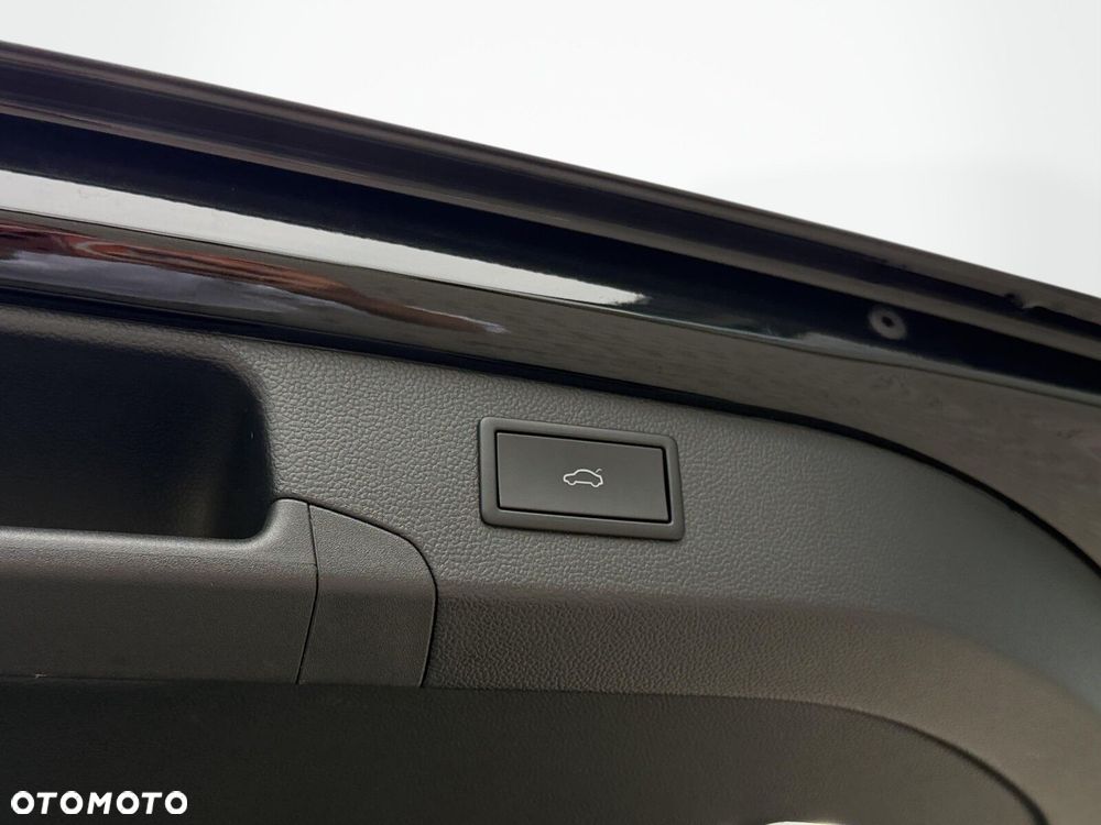 Volkswagen Passat Variant 2.0 TDI EVO Elegance DSG - 14