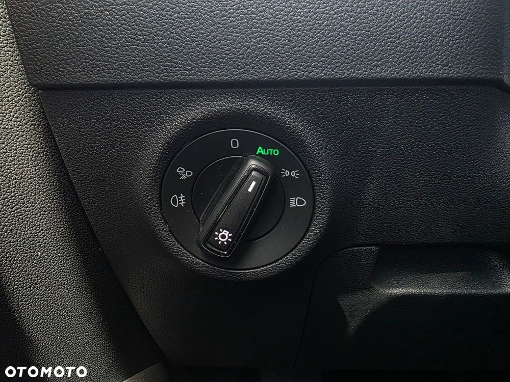 Skoda Karoq 1.5 TSI ACT Selection DSG - 11