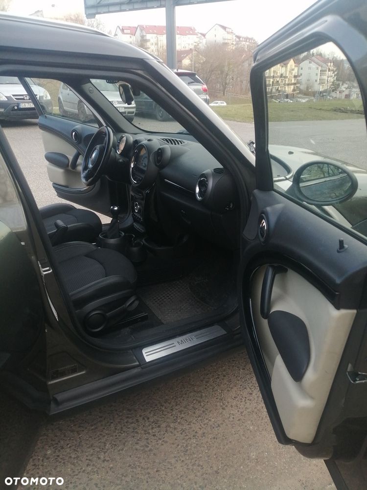 MINI Countryman Cooper D ALL4 - 14