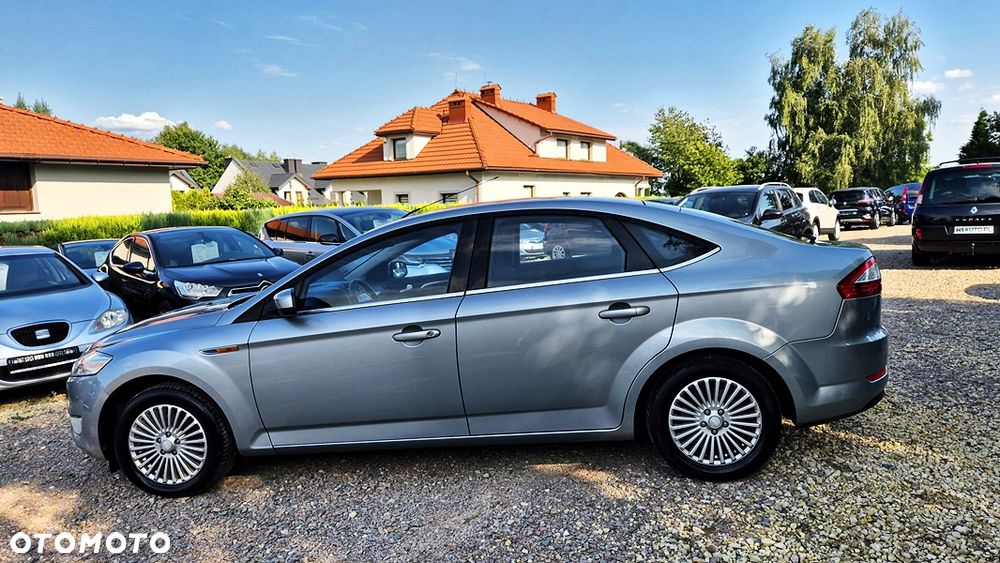 Ford Mondeo 2.0 Platinium X - 23