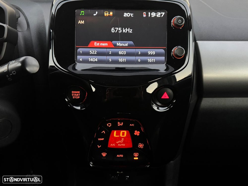 Peugeot 108 1.2 VTi Allure - 12