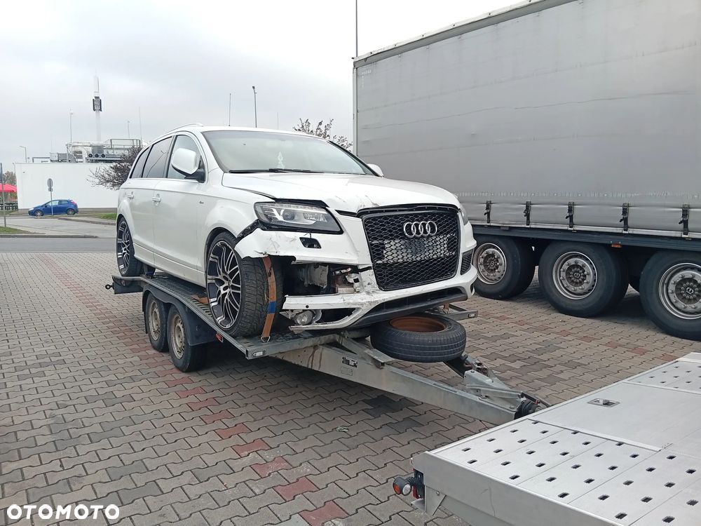 Audi Q7 - 8