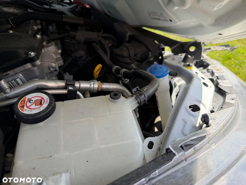 Toyota Corolla - 26
