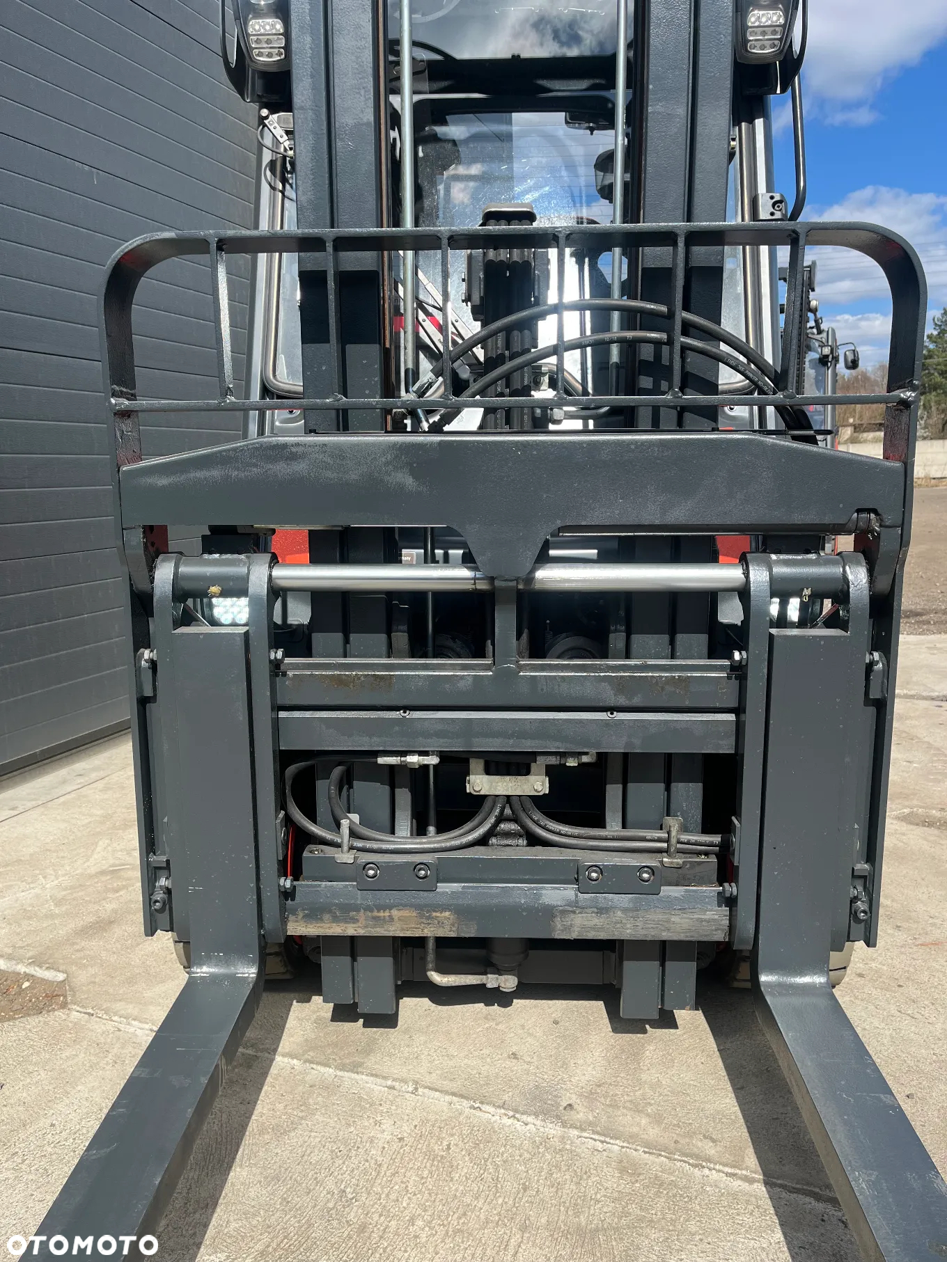 Linde H18T 391 Gaz LPG TRIPLEX Pełna kabina WAGA Pozycjoner Przesuw Oświetlenie drogowe - 30