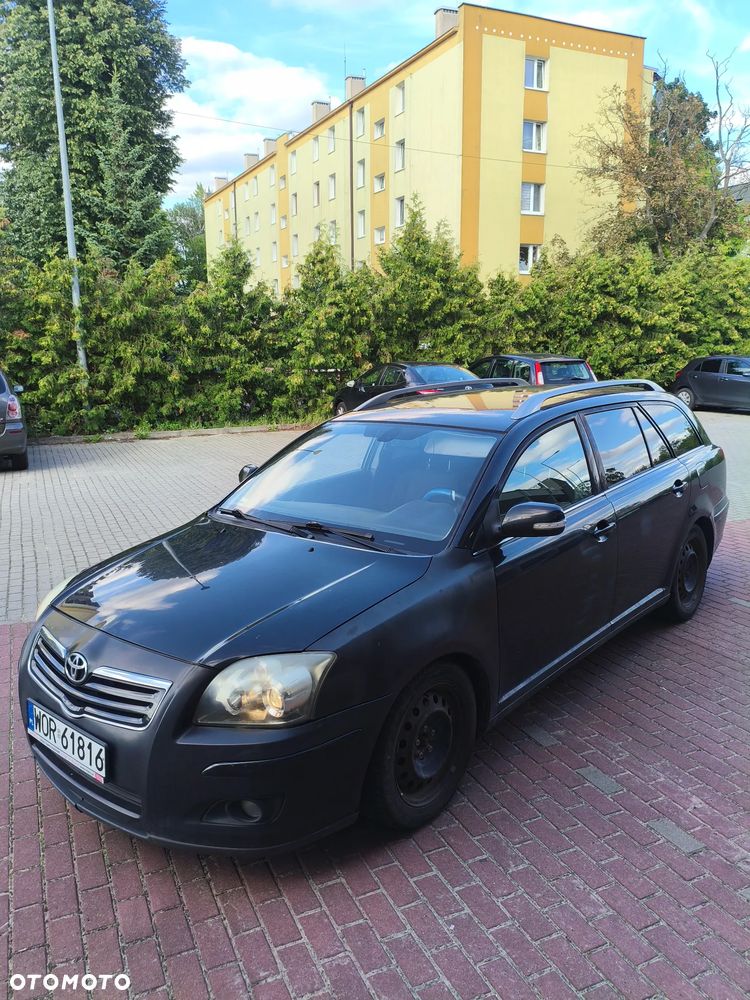 Toyota Avensis 2.0 D-4D Luna - 12