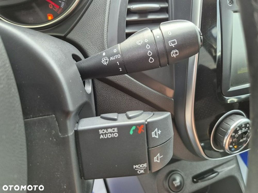 Renault Captur - 29