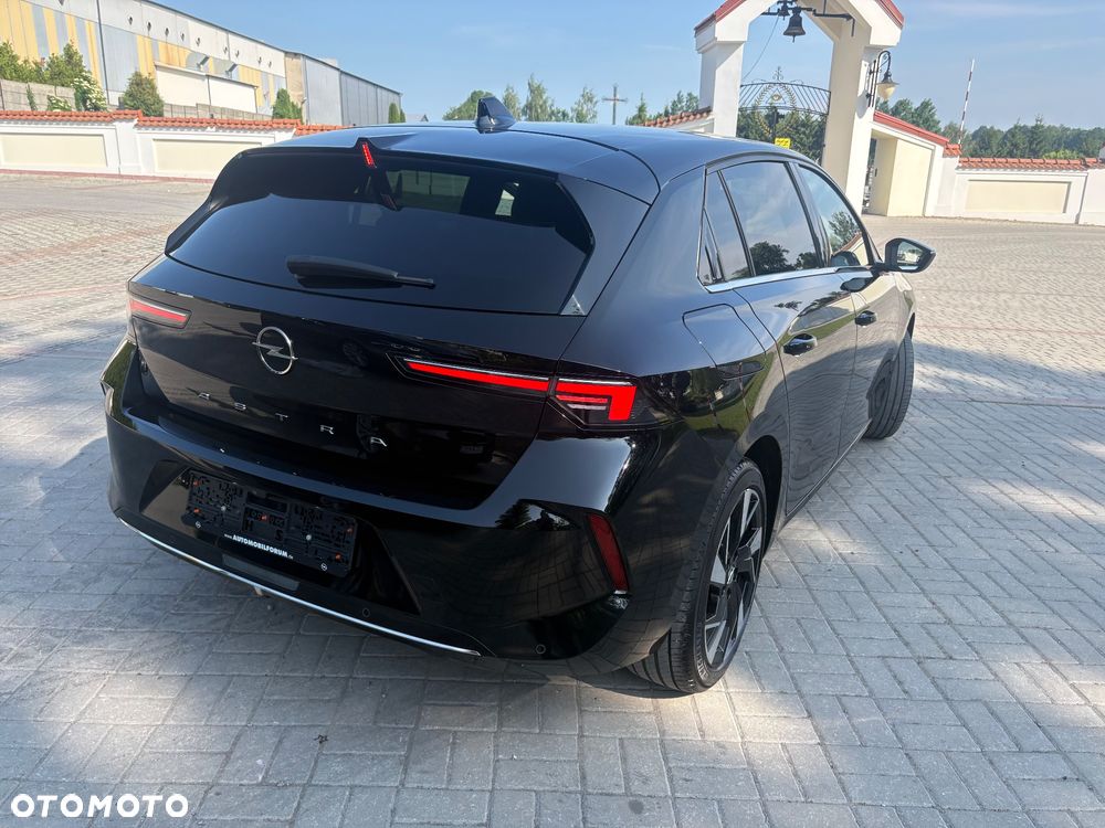 Opel Astra 1.2 T Business Edition S&S - 20