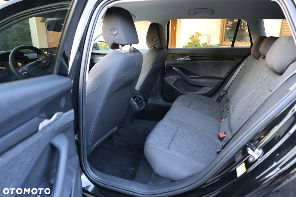 Skoda Superb 2.0 TDI SCR Essence DSG - 10