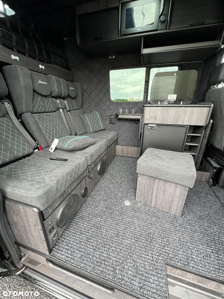 Mercedes-Benz Srinter Camper - 14