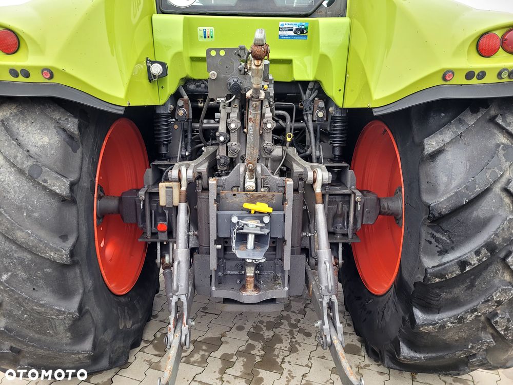 Claas ARION 630 CIS - 9