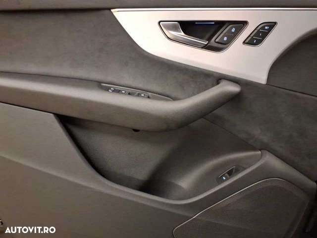 Audi Q7 - 10