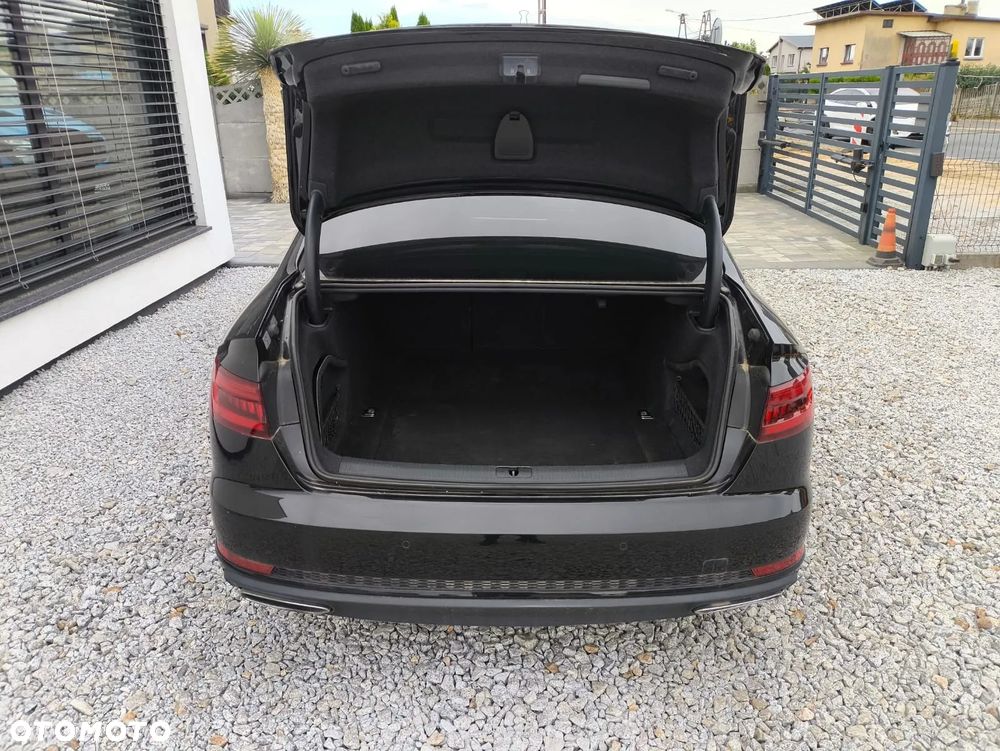 Audi A4 Limousine 2019 photo 5